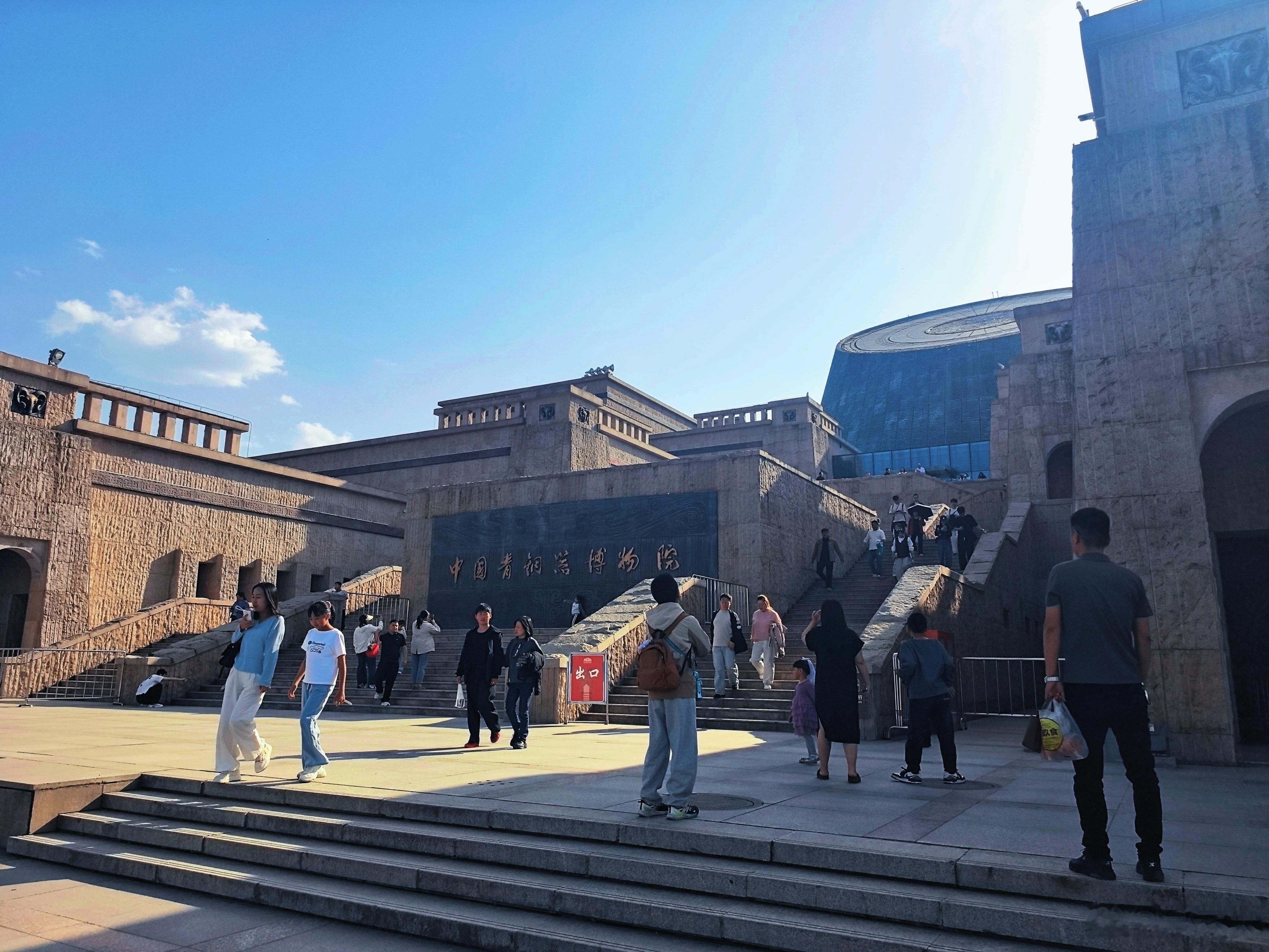 🌿假期宝鸡打卡记放假带娃冲了宝鸡青铜器博物院！🏛️ 国宝级文物真的震撼到心灵