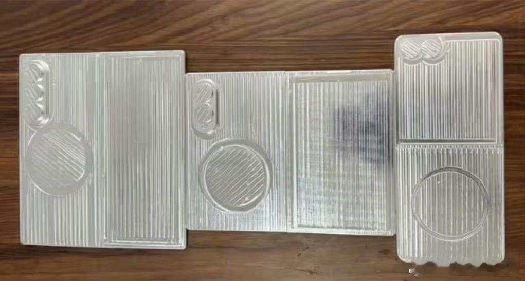 三星阔折叠机模曝光阔折叠的体验被很多人低估了，前几天把玩华为Pura X Max