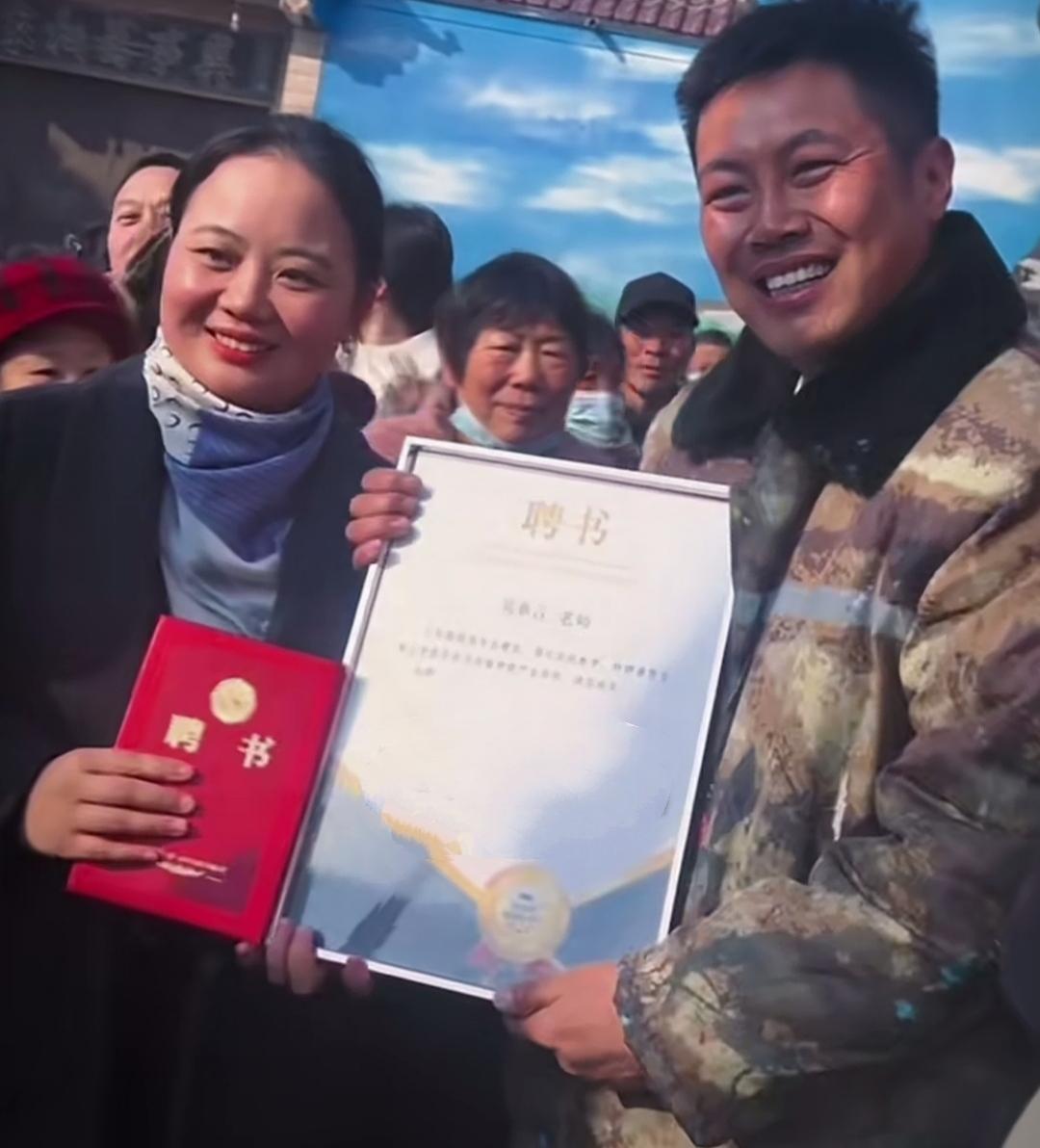 吴承言收到了三所高校的聘书，商丘师范学院、商丘学院、商丘工学院，都是当地的高校！