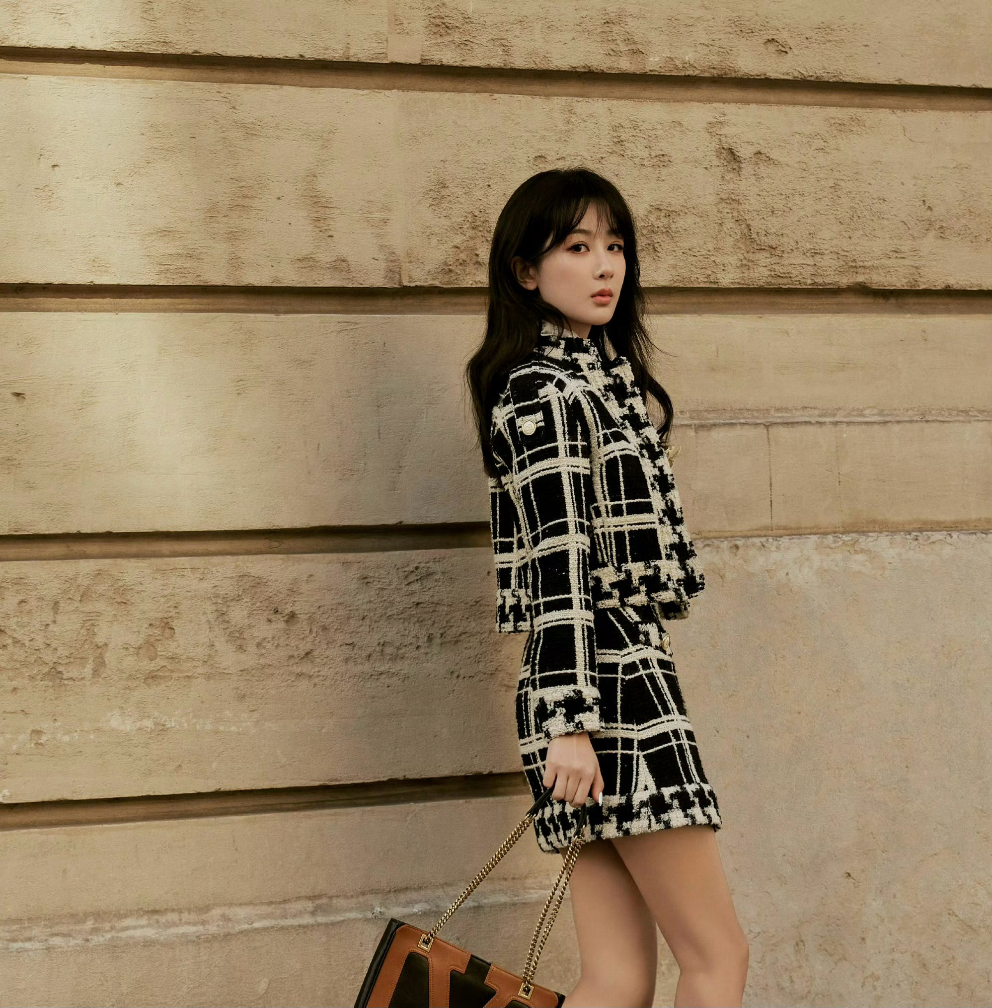 #杨紫[超话]#  💜#杨紫何惟芳# 💜#杨紫国色芳华# [哇]只有我发现了