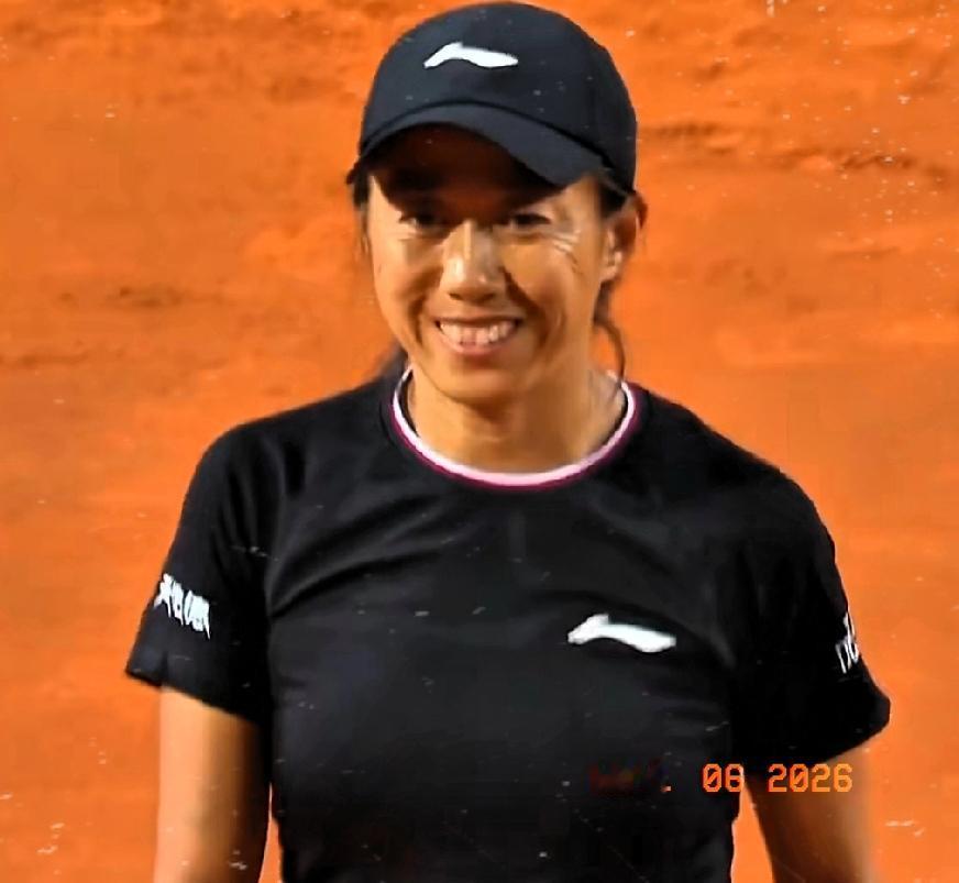 今天凌晨，WTA1000罗马站首轮比赛：
张帅对阵李吉妮，1-2被后者逆转憾负，