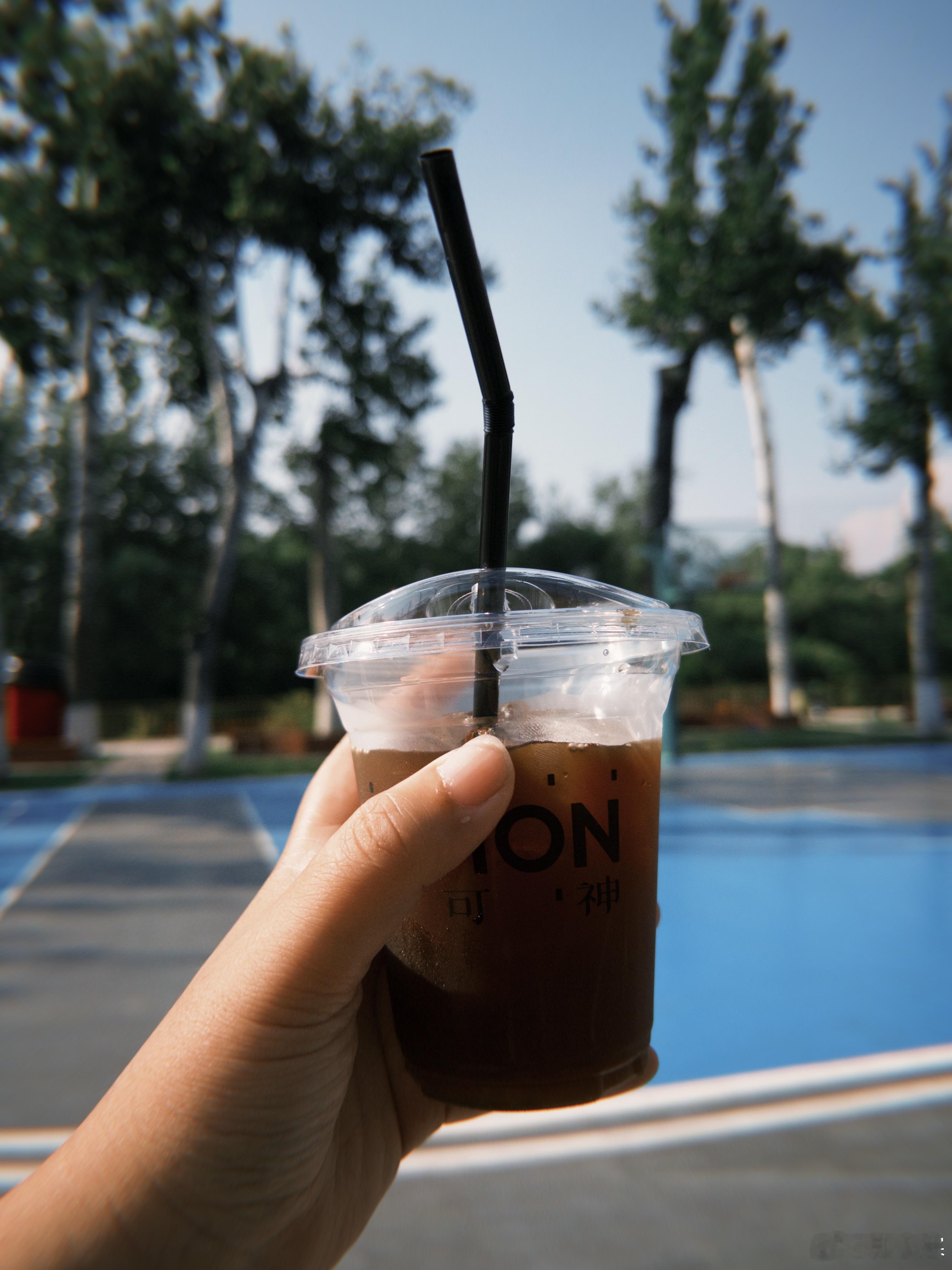 该说不说 ，咱这上班环境也有点太好了吧～我也是约上coffee chat的off