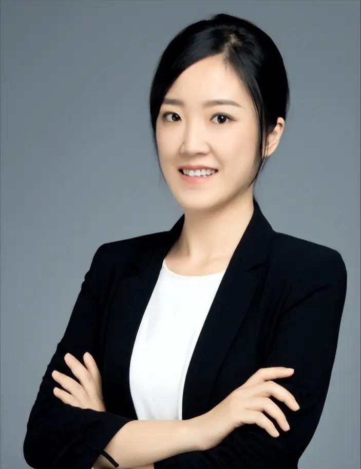 “中国人绝对不会为美国做事！”一位17岁就考上北大的芯片奇才，在30岁时就拥有了