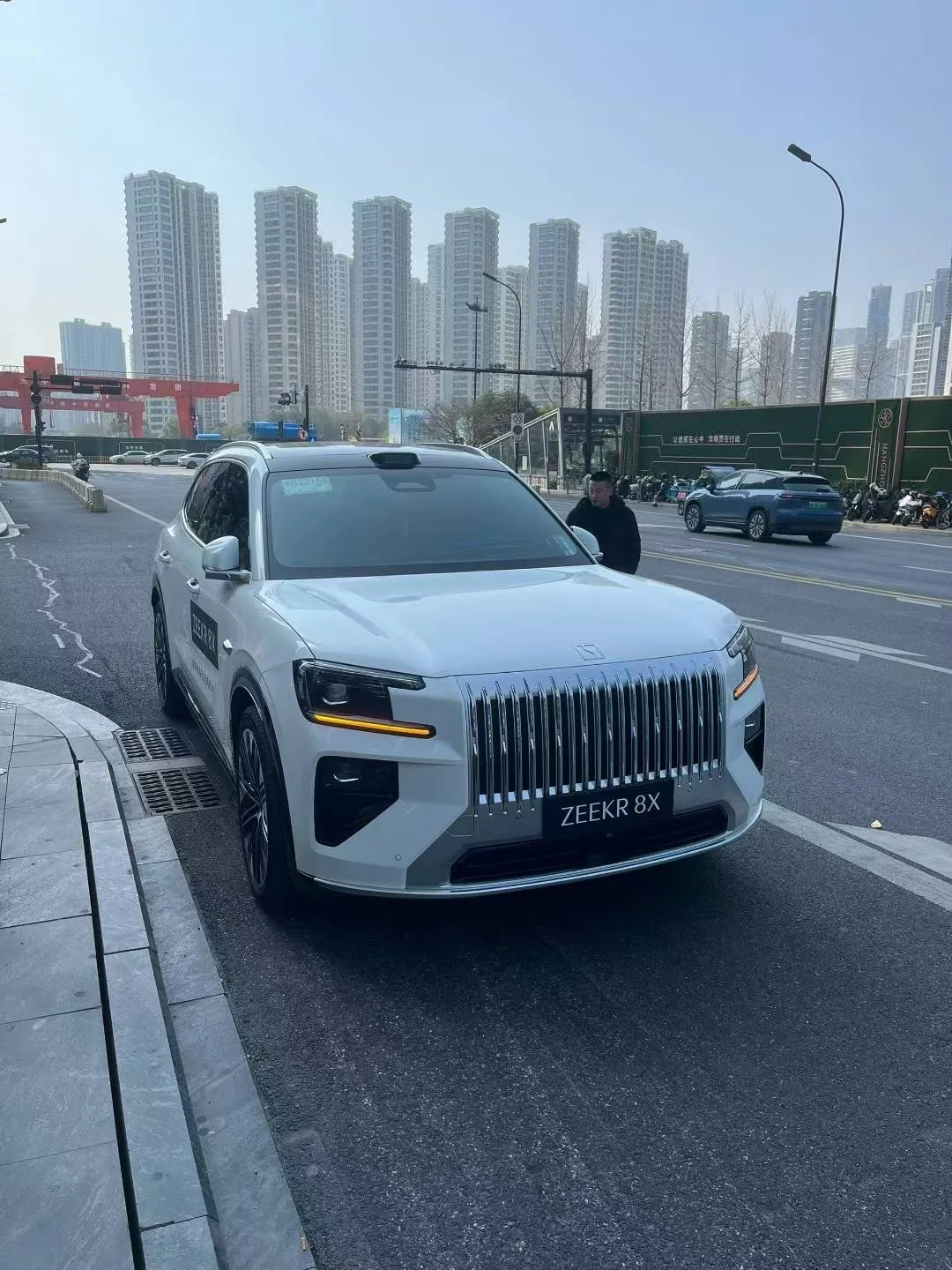 极氪8X实车，大家觉得怎么样？ 