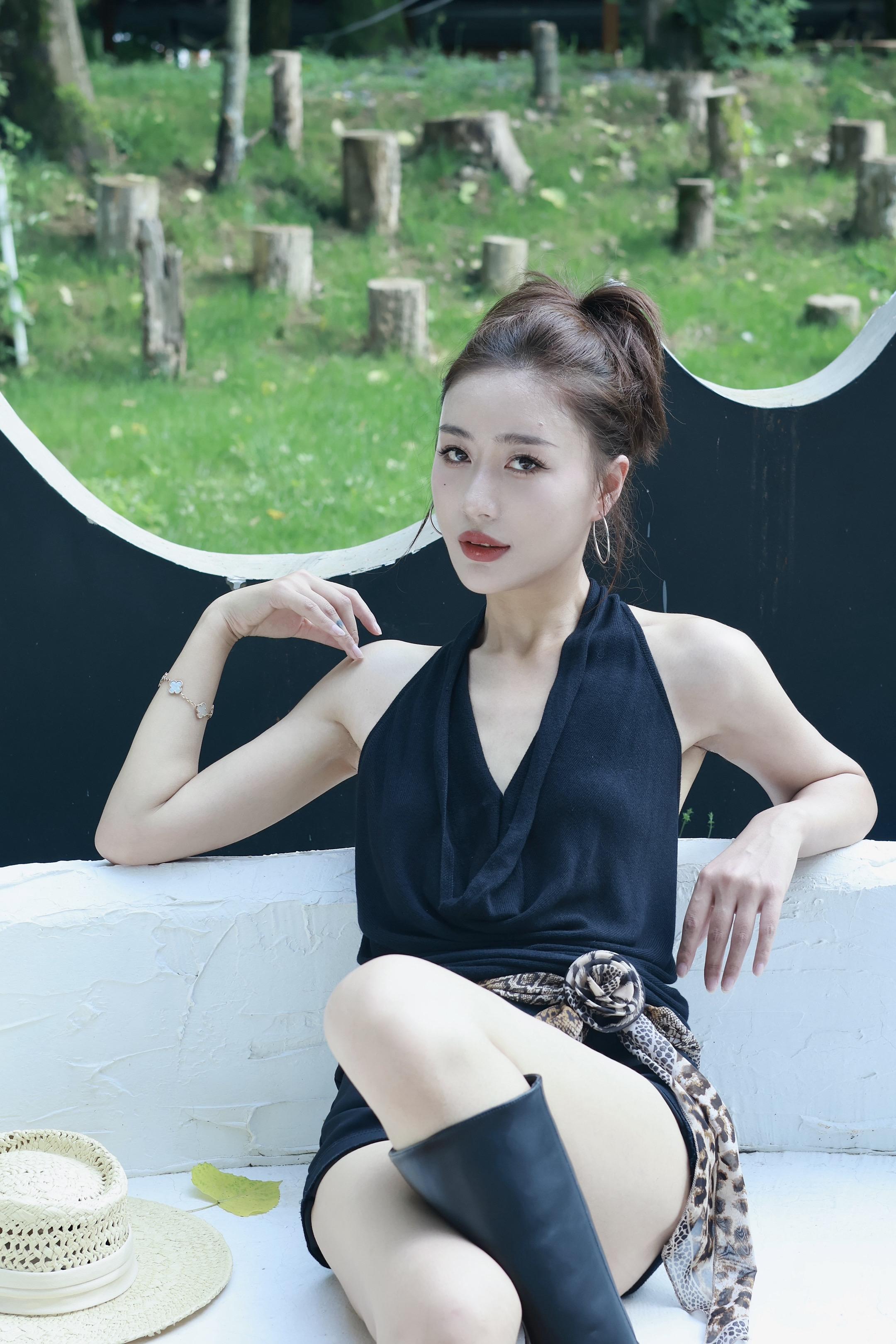 争取今年夏天买一条碎花裙 感受一下Polo衫的深情