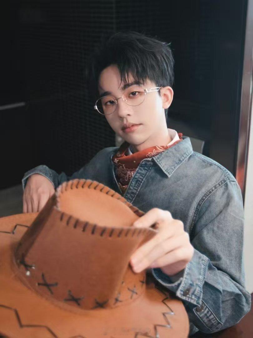 何运晨回应offer拿第一声鸣远扬直播声鸣远扬 声鸣远扬直播干货拉满！何运晨分享