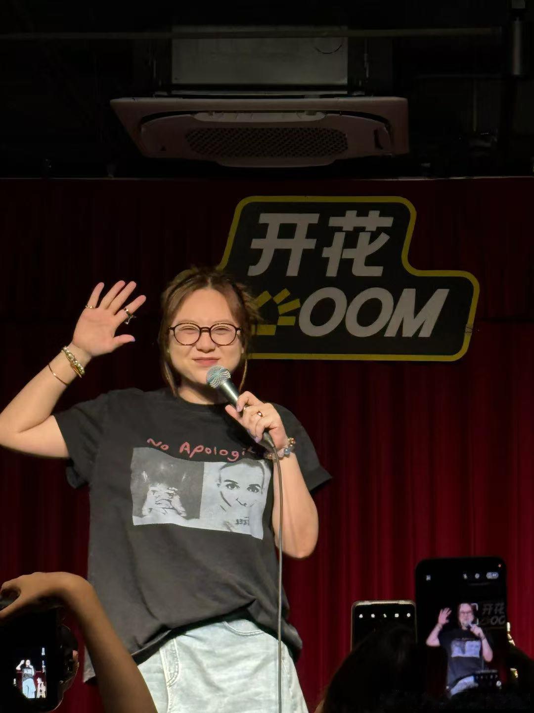 普拉斯喜单3这段杀伤力拉满了 喜剧之王单口季普拉斯吐槽同行的时候用的是具体案例而