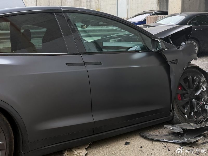 特斯拉FSDV14.3即将发布今天领英被一篇文章刷屏了。作者是Raffi Kri