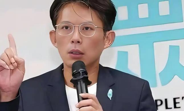 两岸交流新动向。
台媒报道，台湾民众党今天（7月14日）宣布，该党青年团今天出访