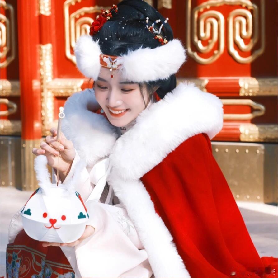 秋冬系列好运玄学头像卢昱晓｜ 