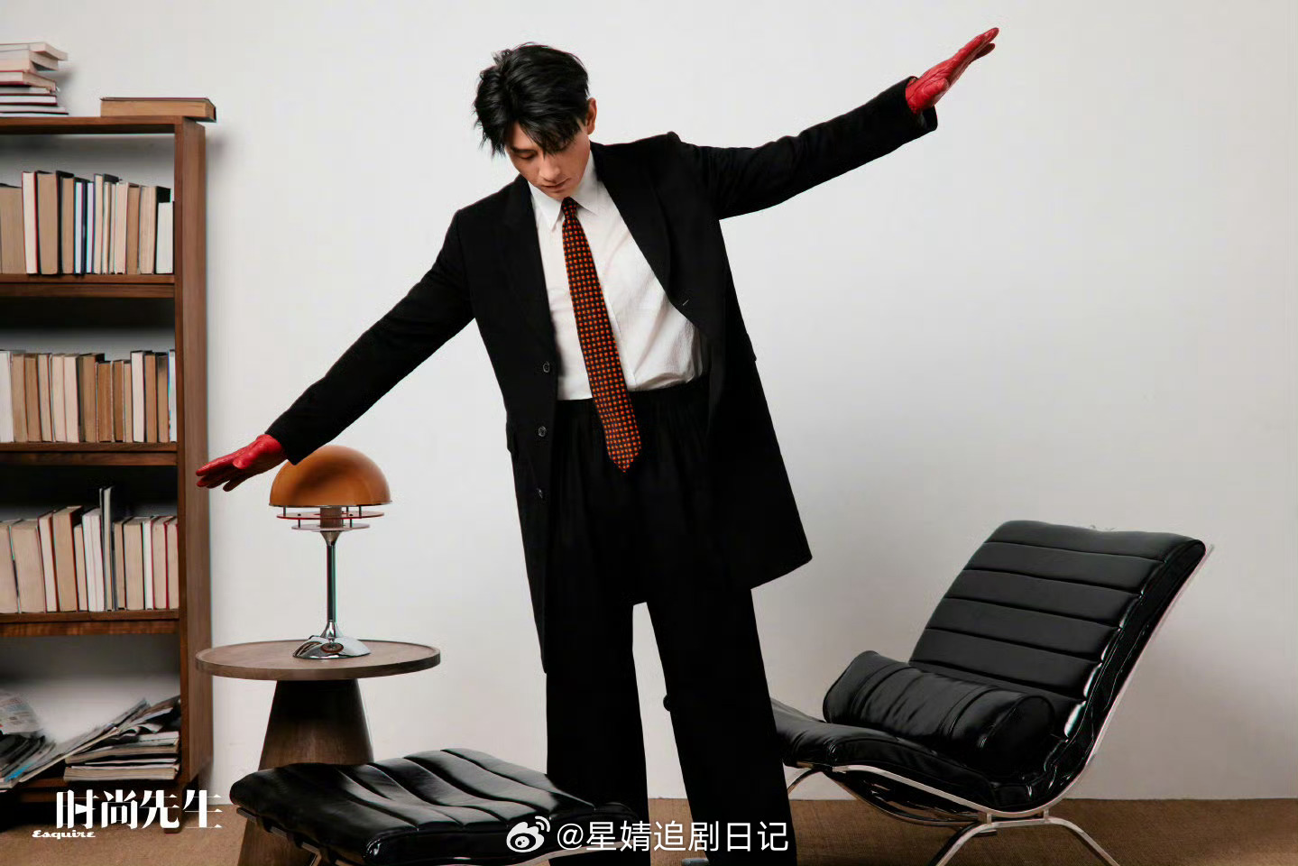 刘萧旭时尚先生 封面杂志战报来了！24小时104万26108本…短剧圈什么水平来