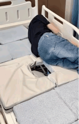 这张床吃喝拉撒都能解决... ​​​
