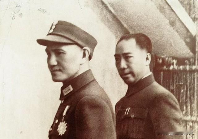 军统特务头子戴笠是不是正宗的黄埔生？
1926年，戴笠考入黄埔六期骑兵科，但是他