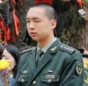 伟人之子放着金饭碗不端，钻进实验室啃硬骨头，清明一个细节见传承
 
这年头，谁不