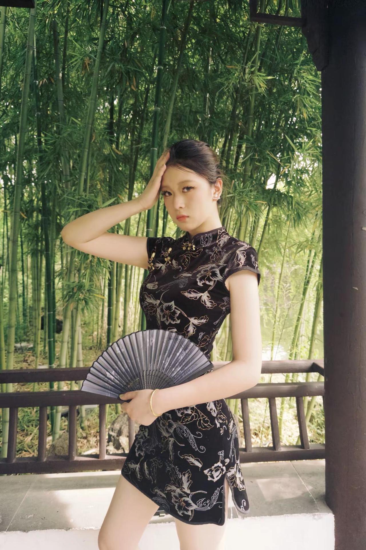 来自中国南部的东方女人🥢🐉。东方美学 旗袍 中华娘