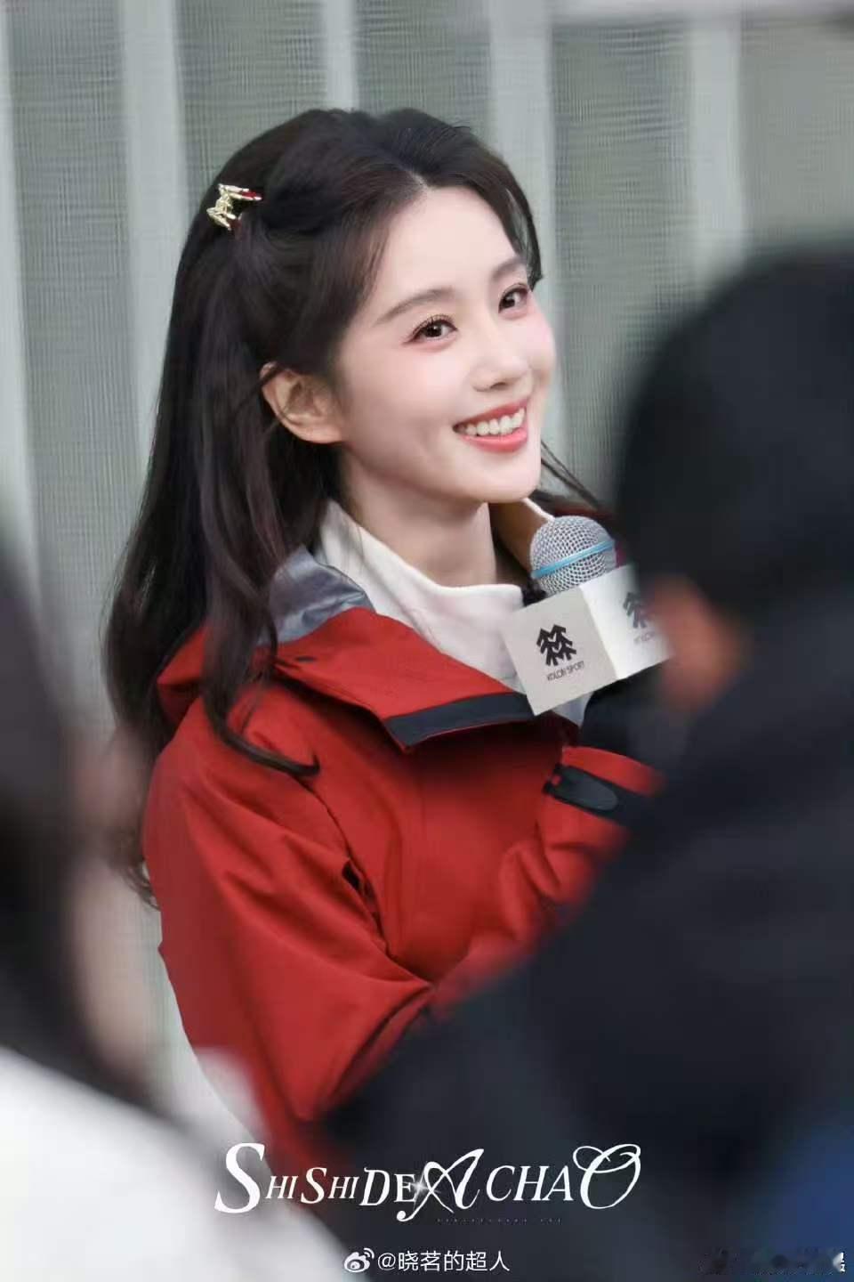 刘诗诗变红的龙葵公主刘诗诗龙葵公主刘诗诗龙葵公主，哇塞，