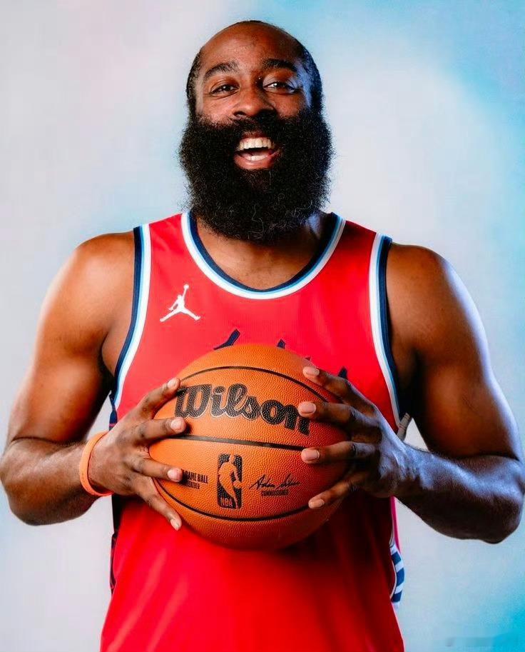 哈登指定下家申请交易到快船夺冠三年的战绩:2024  季后赛正负值-47，首轮出