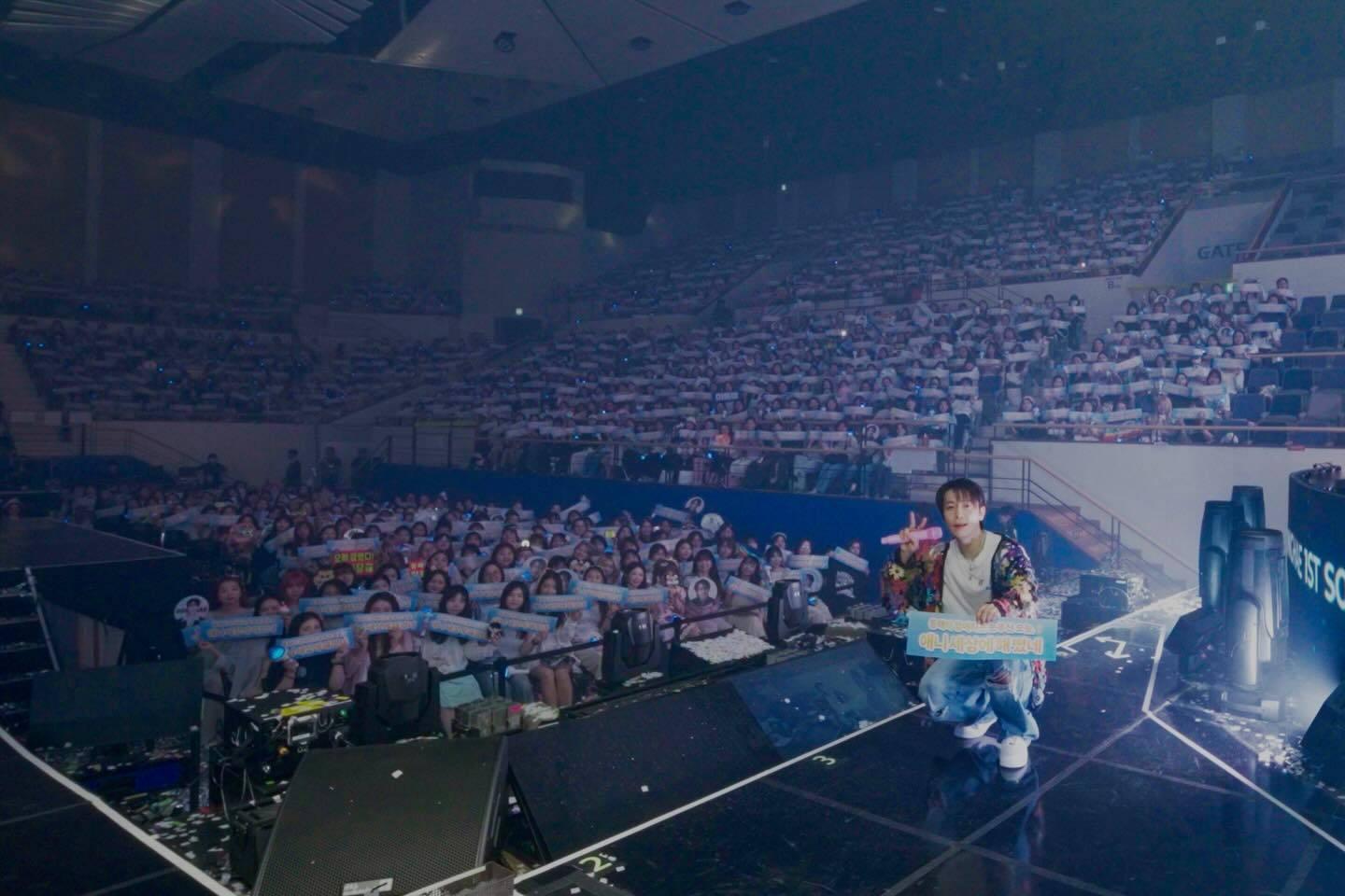 “CB百蓝_。260518李东海 IG+TW更新：东海为期3天的首次个人演唱会结