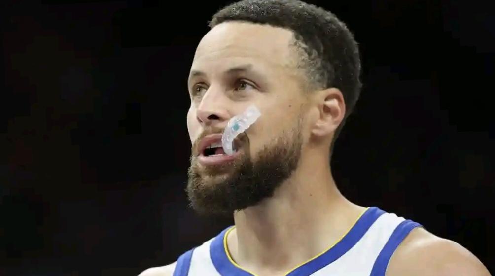 库里评NBA历史前五，竟然没选偶像科比！这名单你认同吗？
最近38岁的库里聊起了
