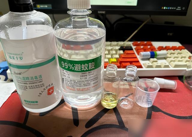 现在谁还愿意当冤种啊！最近经济下行，大家都开始消费降级，抠抠搜搜过日子，结果发现