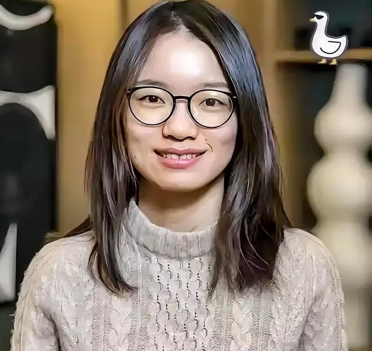 王虹这个人，完全经不起细究，因为仔细查一查就会发现，她实在是太令人敬佩了。这话反