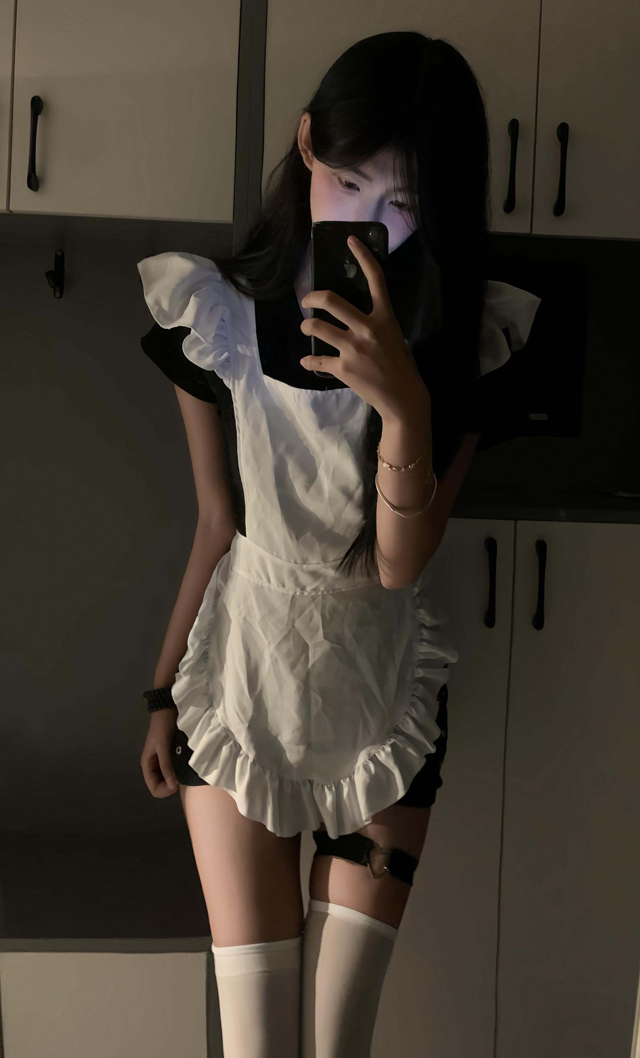 你发的文案根本没人想懂 只有你妈想懂 你还把你妈屏蔽了