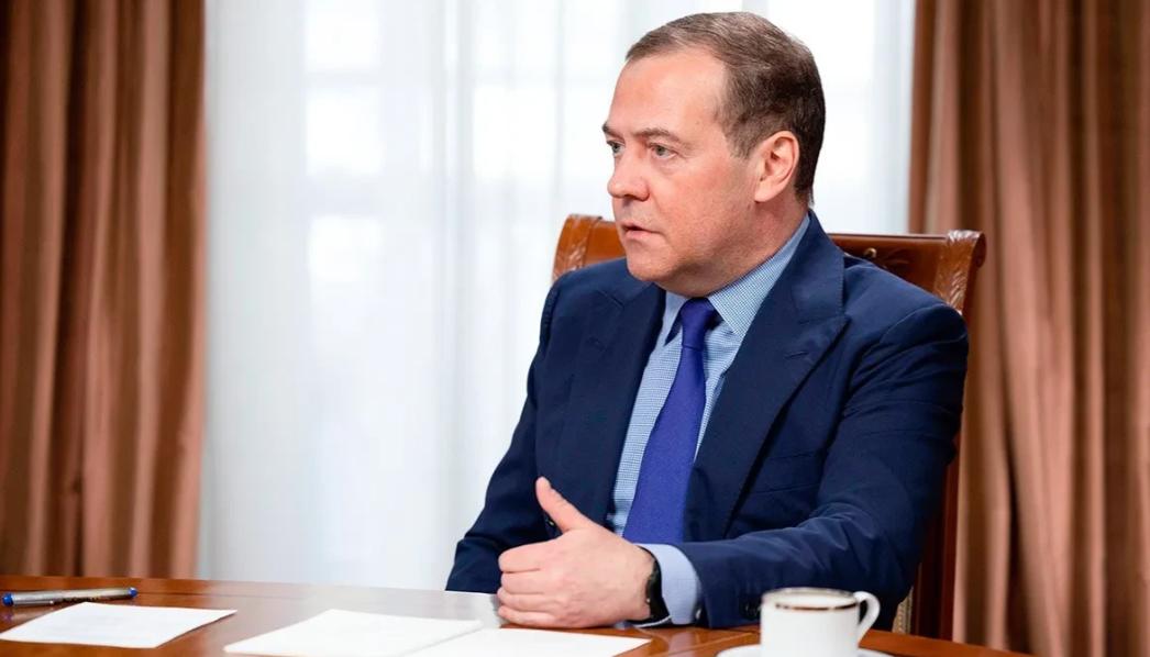 /梅德韦杰夫对美国打算组建美俄中日印五国组织发表意见

“这一想法看似是在给情绪