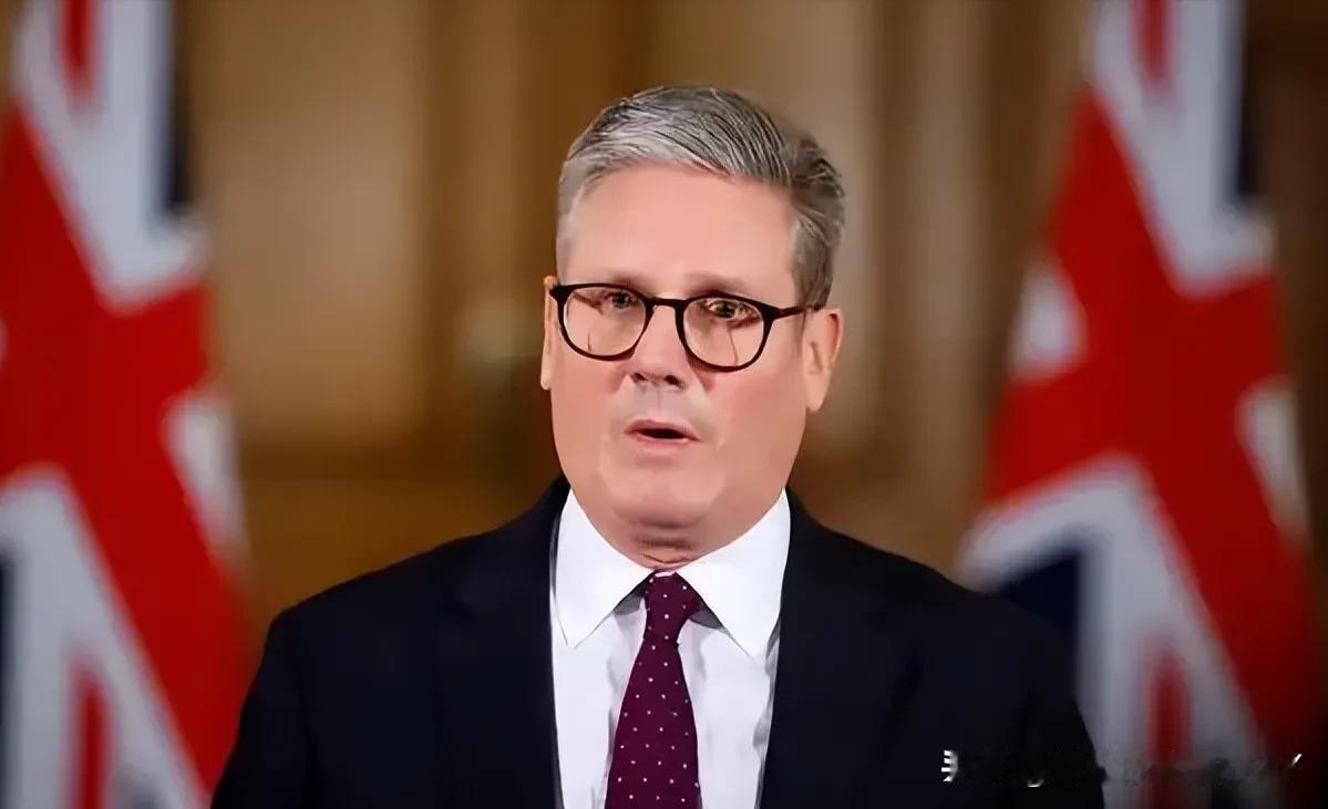 欧盟怂了，英国要被黑锅了！


​​说好的没收俄罗斯3000亿欧元援助乌克兰，结