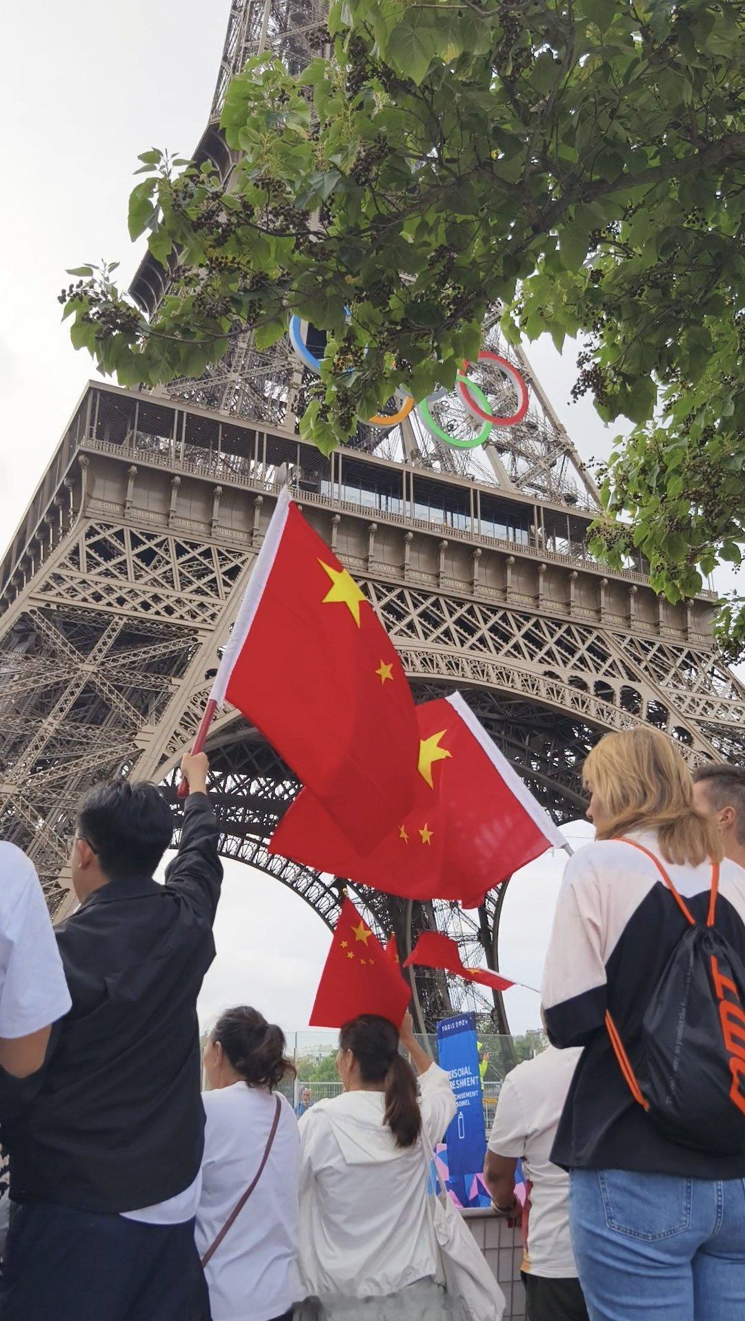 一早来看#巴黎奥运会# 竞走接力比赛。因家玉夺冠明显增多的中国观众，还有《盗梦空