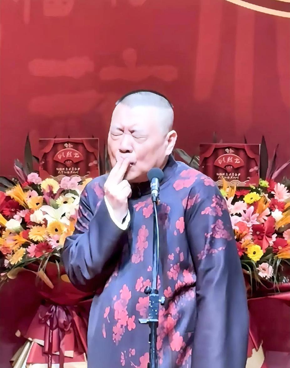 老郭为什么会被围攻？
你可以这样想象一下，刀郎是刺客。一首歌精准的切中了要害，伤