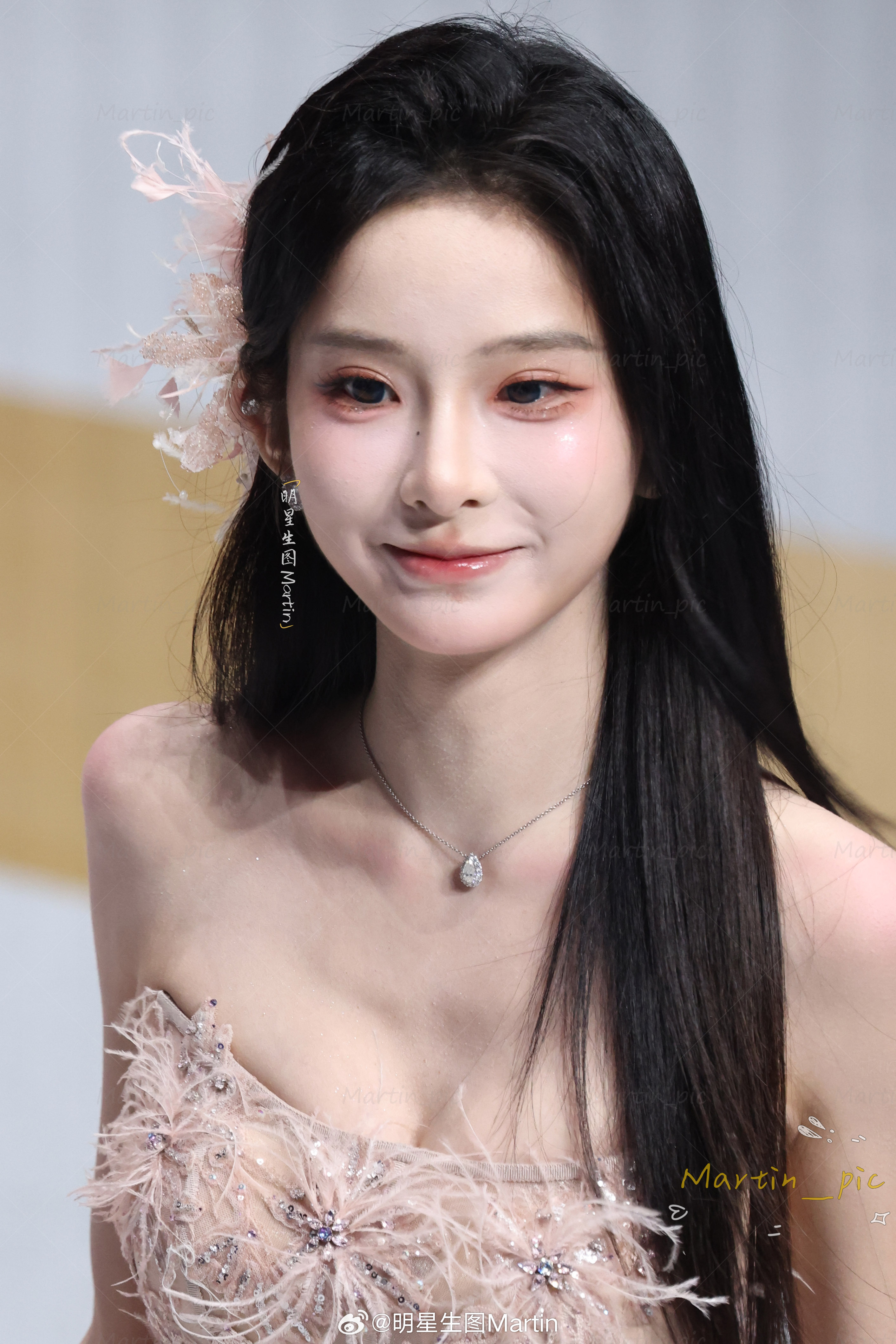 巴旦木公主抖音直播盛典生图生图也太能打了吧从头美到jio2025抖音直播盛典巴旦