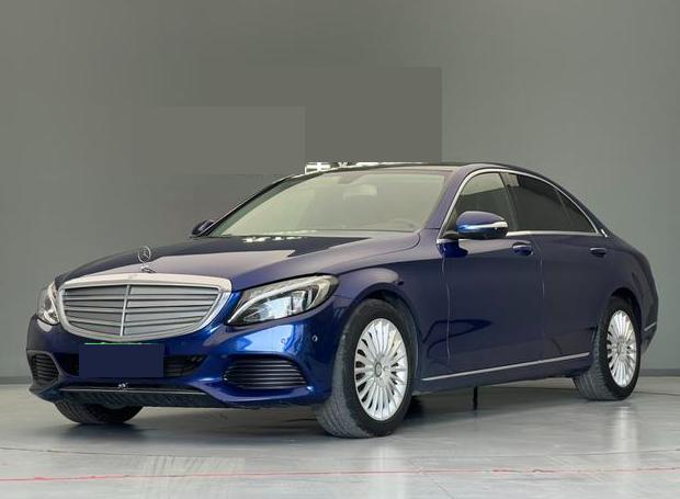 二手奔驰C级这么选才不踩坑
别信什么“二手C级闭眼入”，选对标轴立标还是大标运动