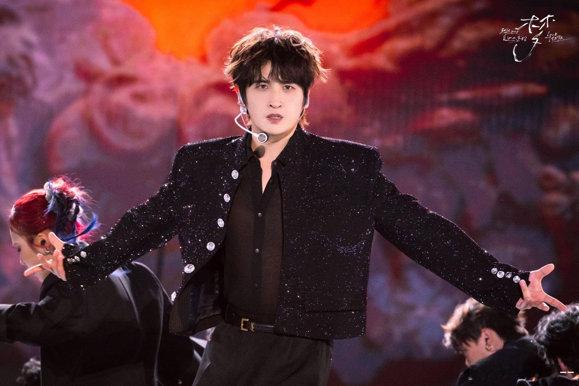 张远许愿微博之夜面基网友 从未像现在这样期待微博之夜，用自己的方式与我们连接，无