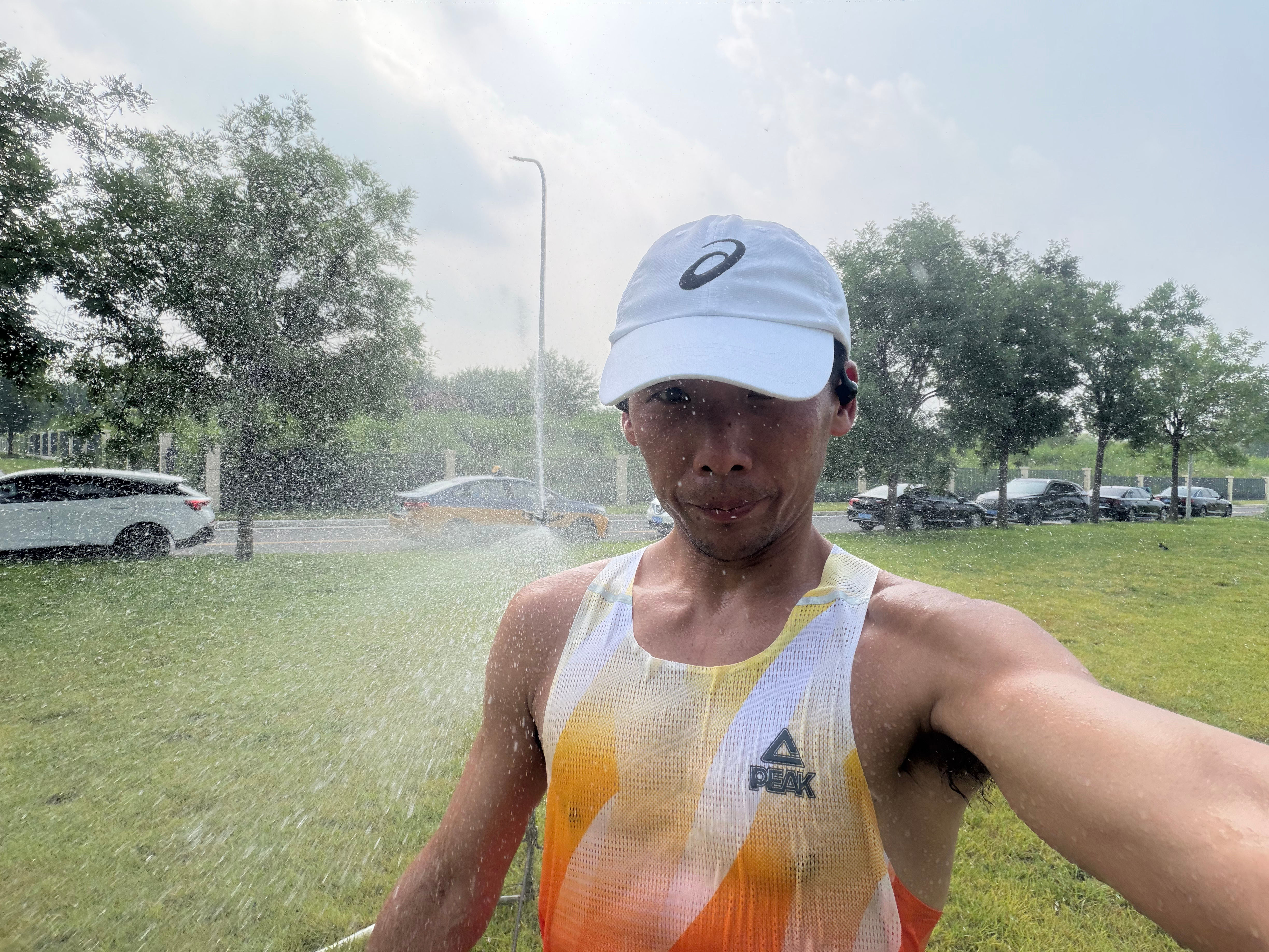 跑不动先生的日常  这三伏天跑长距离，出的汗都是脑子里进的水跑崩了！目标距离都没