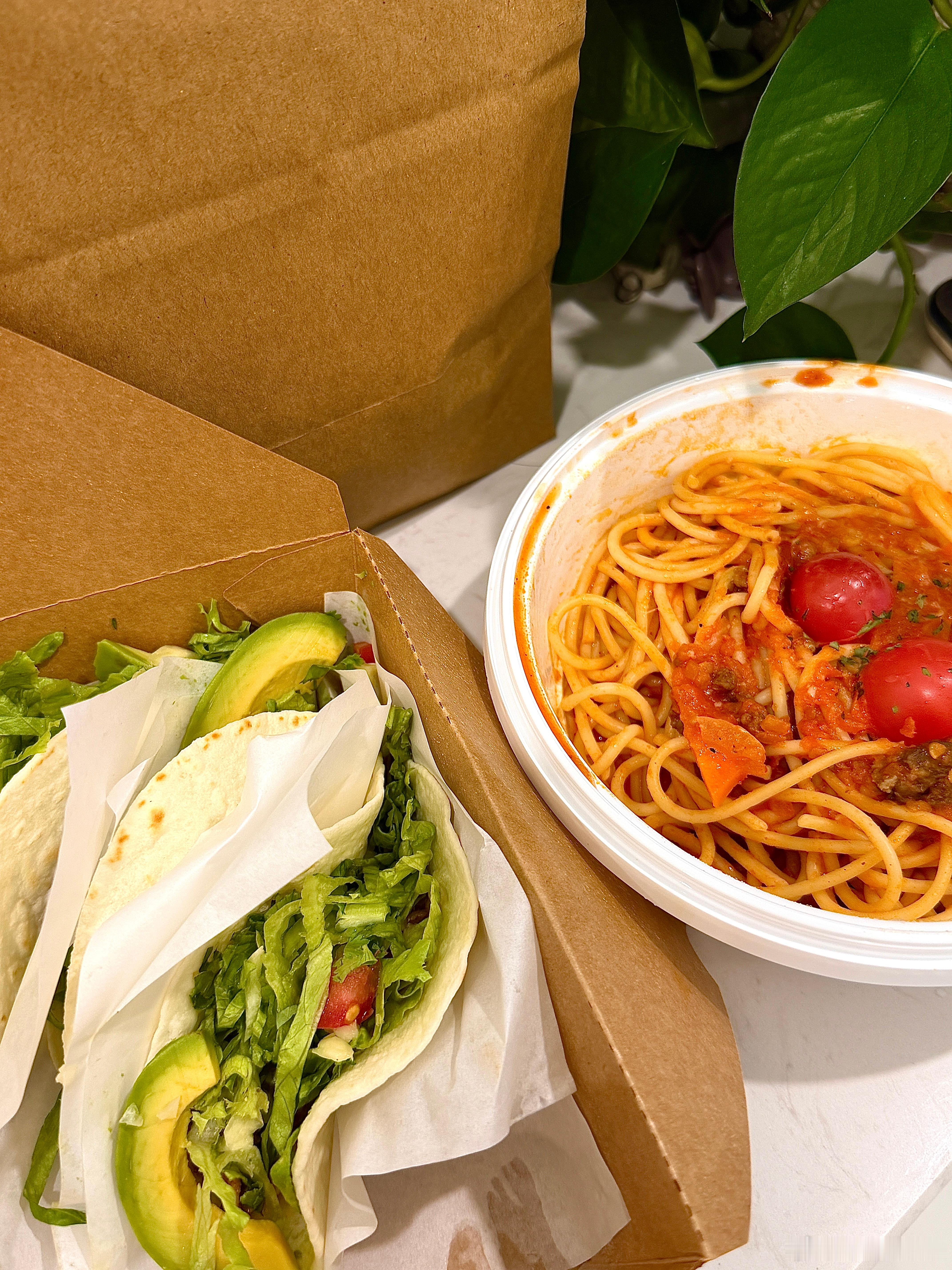 今天吃牛肉taco 又是泽老板请客