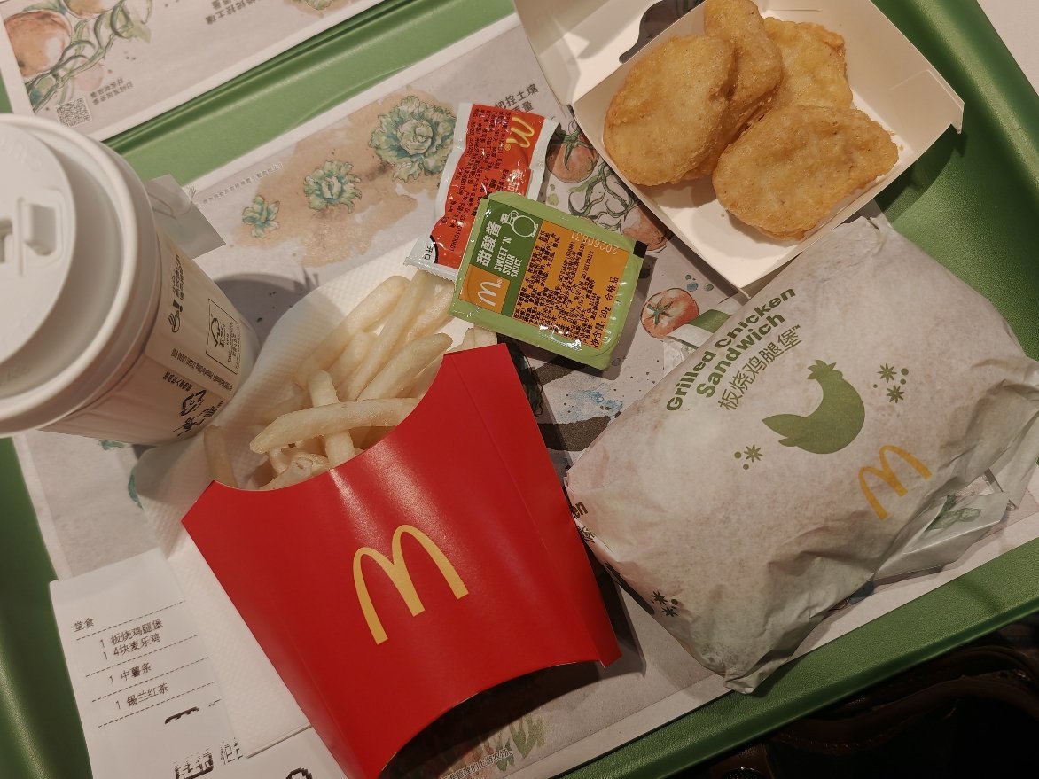 午餐 还在挣扎不想做饭哈哈哈，你们吃啥 ​​​