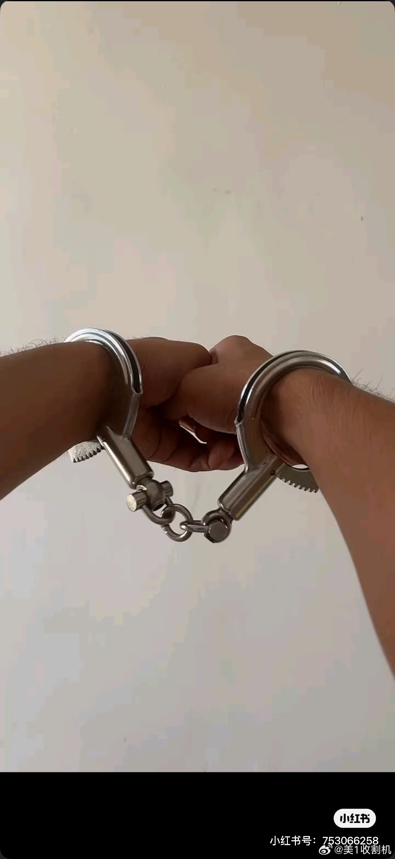 最推荐装逼直男戴的手链： 