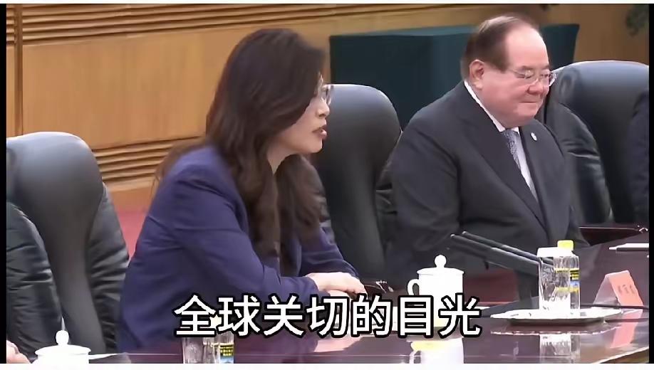 祖国早日统一，世界永远和平。