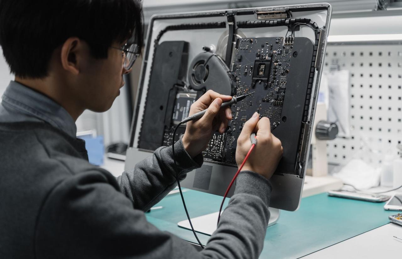 谷歌Pixel 9 Pro的Gemini Nano本地运行AI，在实时拍照增强和