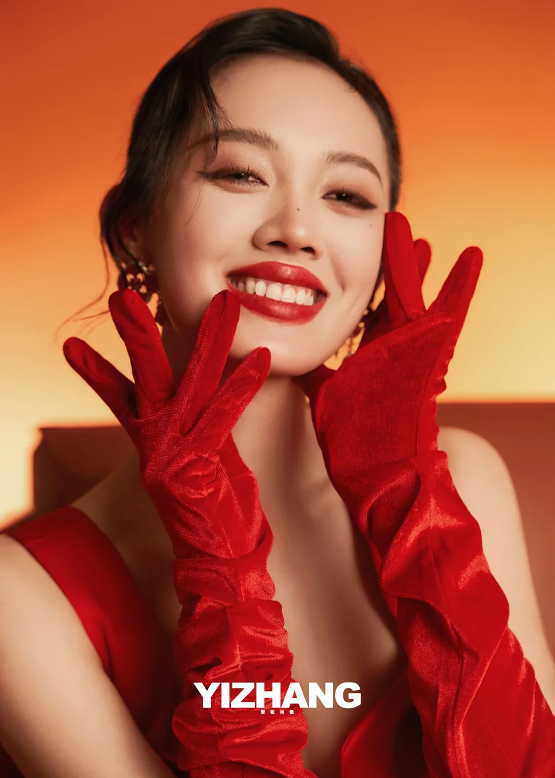 红裙封神✨这组港风肖像写真美到失语