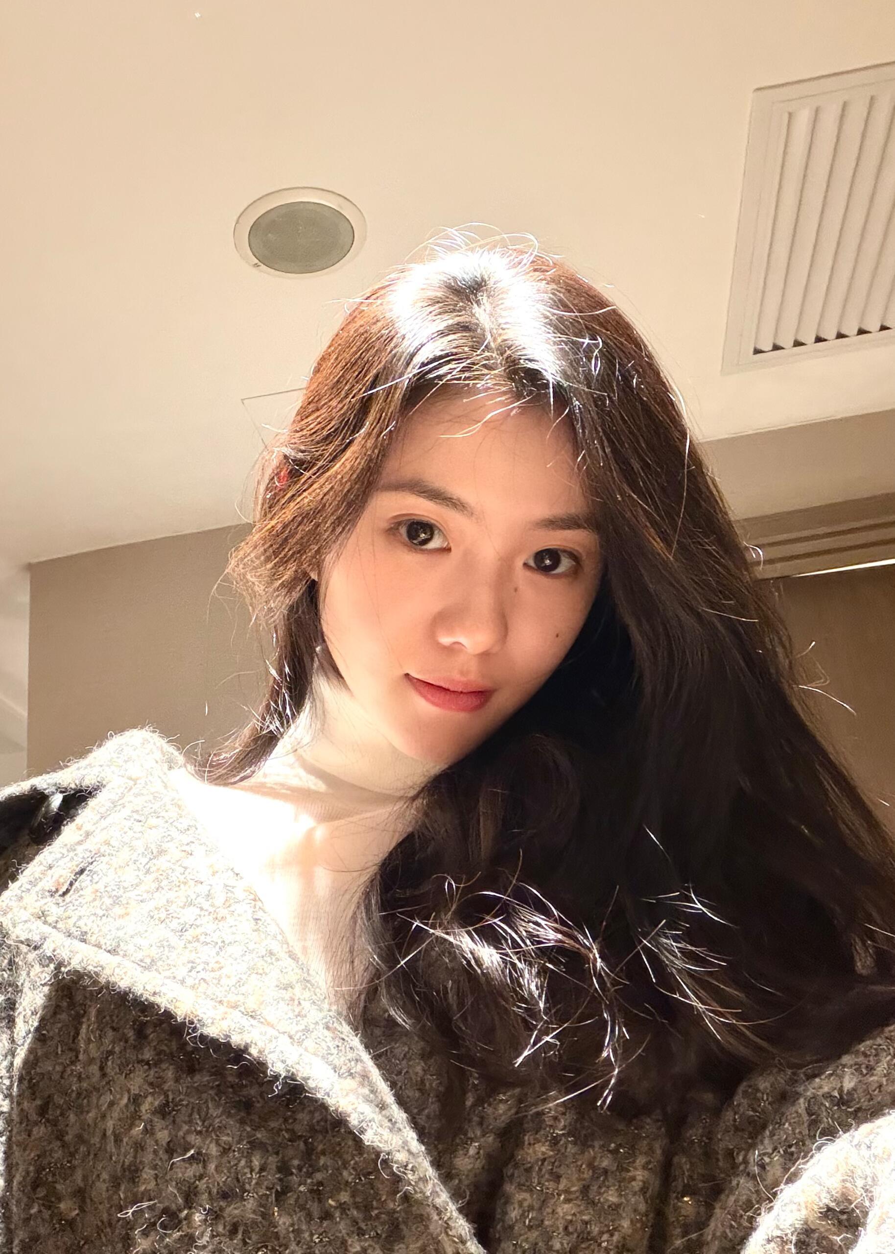 刘浩存今日自拍更新～姐味儿出来了[拜托] ​​​