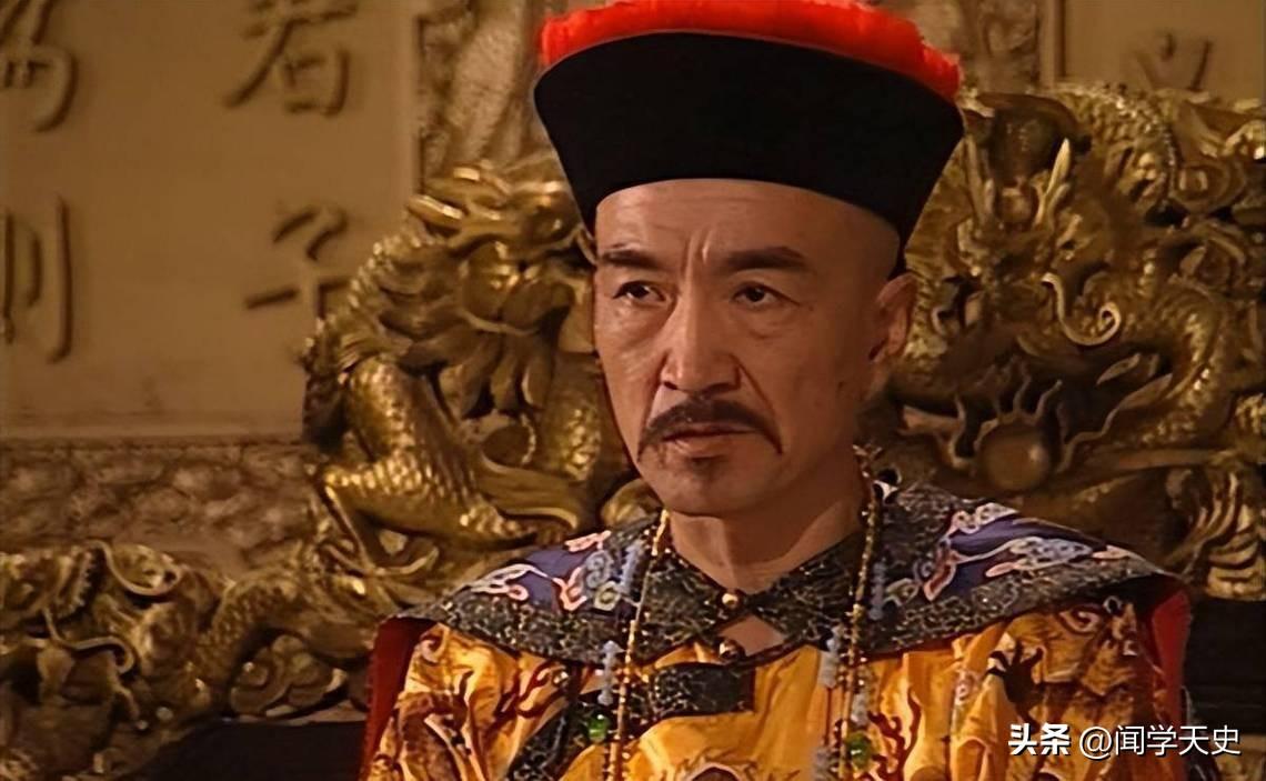 道光当皇帝，裤子破了舍不得扔，让内务府打补丁。内务府报价四十两银子一个。

四十