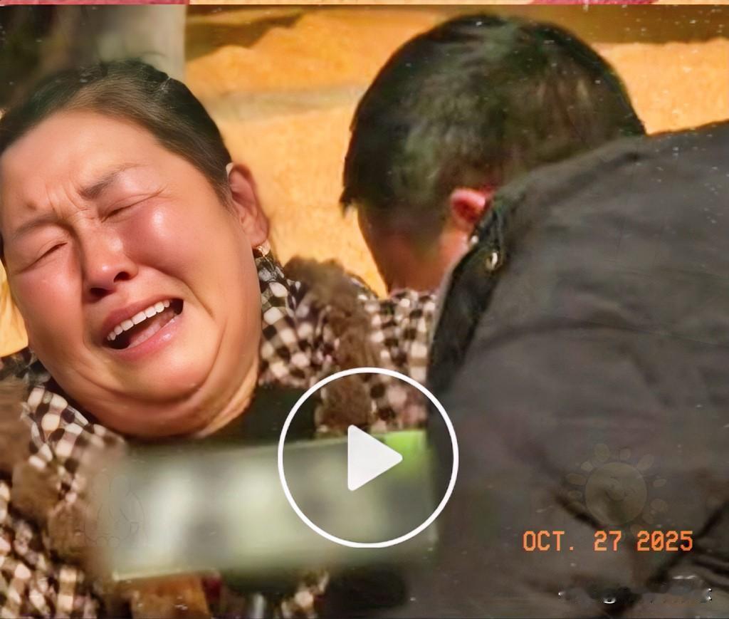 咱就直说了，

“卖粮钱被冻”这事儿，

膈应就膈应在“一冻了之”！

表面看，