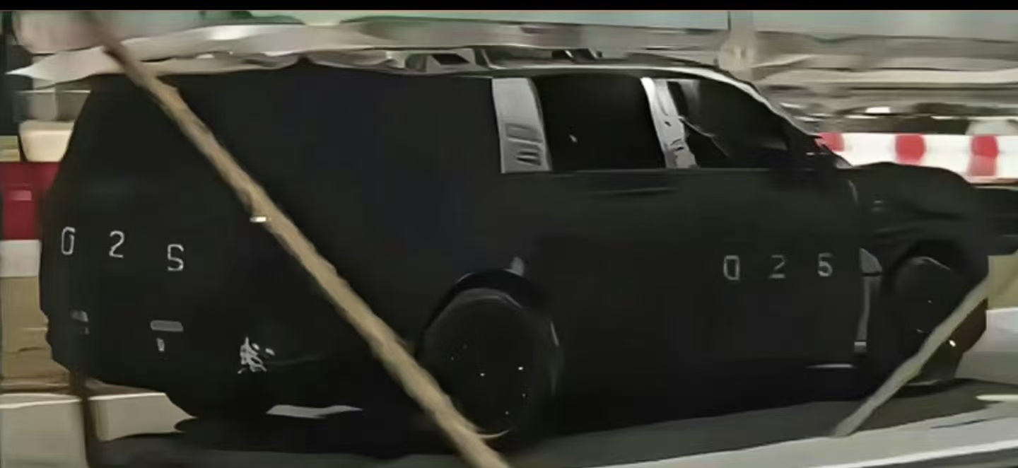 别看是小米17Ultra今日发布，雷军已经不负责手机业务了，但有没有one mo