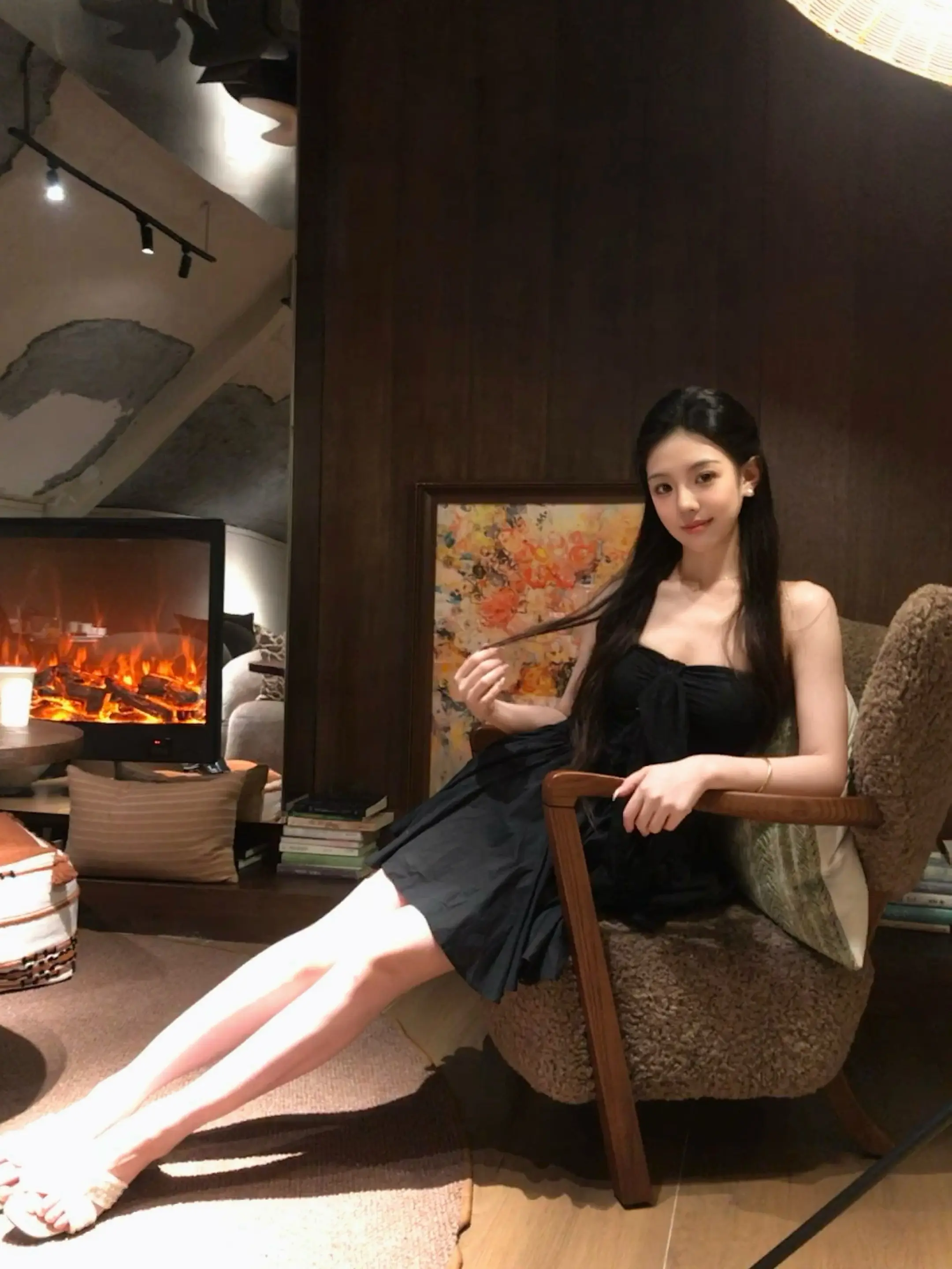 在这情天恨海里 哪里是我们的天上人间。