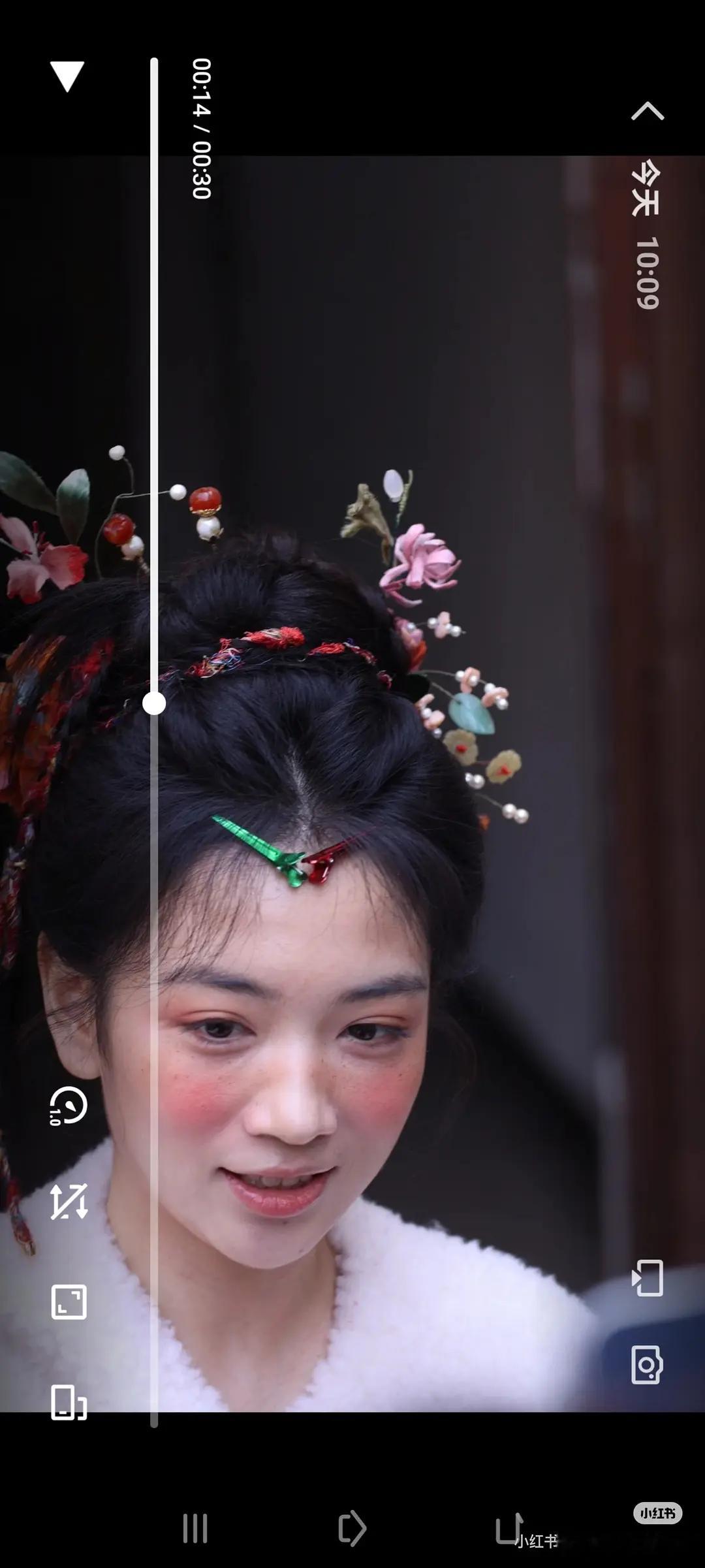 妆造好差，希望演技灵动一些