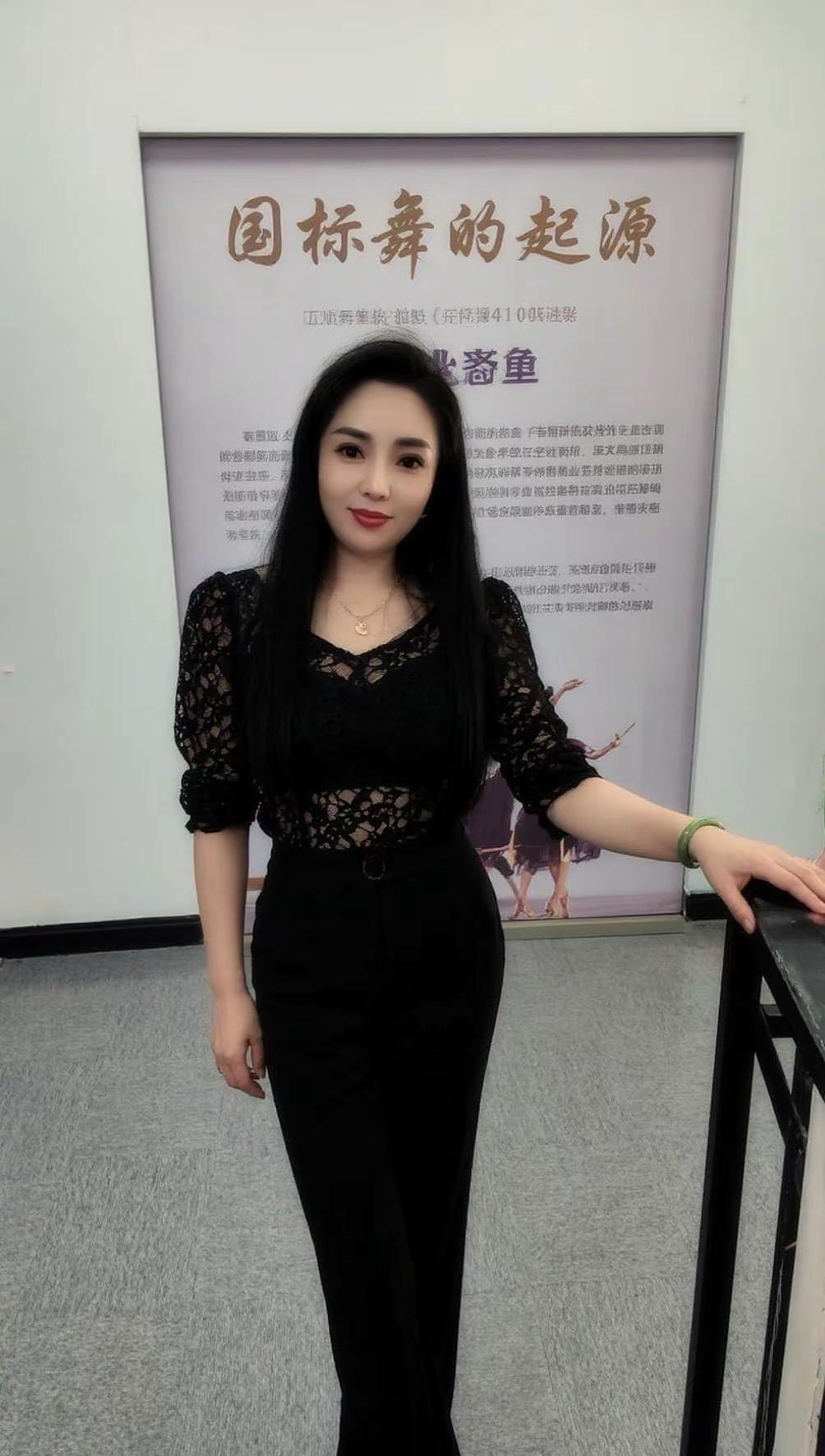 生活的道路一旦选定，就要勇敢地走到底，决不回头 ——左拉