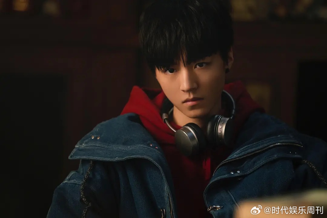 王俊凯两部作品入围澳门国际电影节恭喜王俊凯《749局》《蛟龙行动》两部作品入围澳