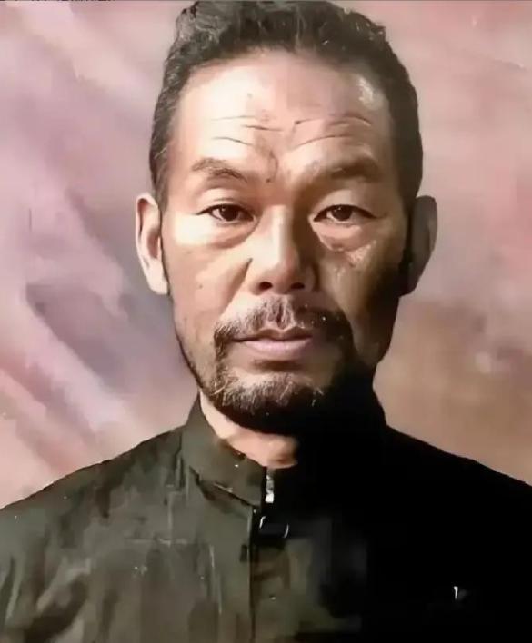 1959年，田井久二郎等来了特赦，要回日本了。他杀人无数，赵尚志、赵一曼都死在他