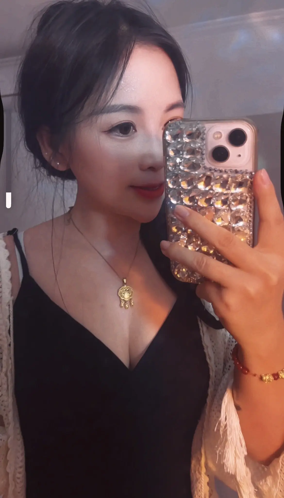 搞不懂，好多二手男还在瞎眼找对象？你是离不开女人吗？有那个钱去足浴店充...